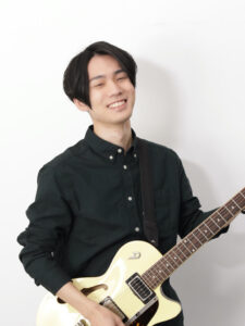 綾部翔平ギター