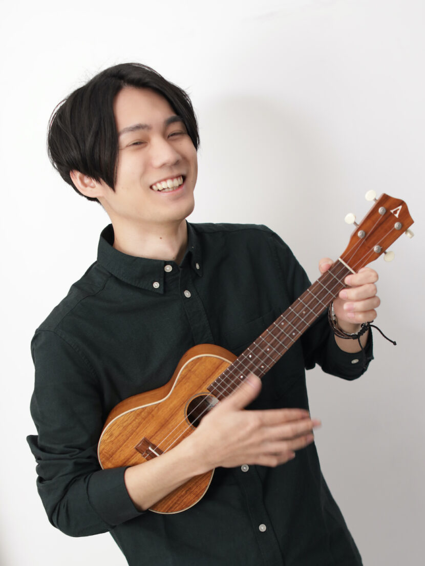 綾部翔平ウクレレ